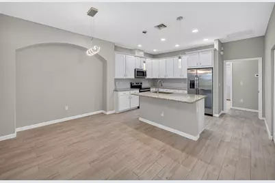 12873 SW Lake Fern Circle, Port Saint Lucie, FL 34987 - Photo 9