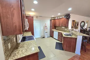 20 Silver Oak Dr, Port Saint Lucie, FL 34952 - Photo 7