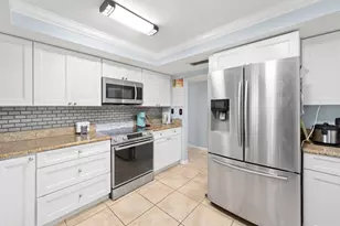 9460 Meadowood Dr, Fort Pierce, FL 34951 - Photo 7