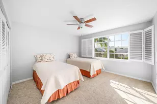 8 Windsor Ln, Palm Beach Gardens, FL 33418 - Photo 17