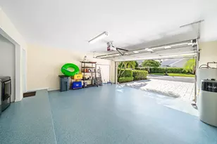 8 Windsor Ln, Palm Beach Gardens, FL 33418 - Photo 21