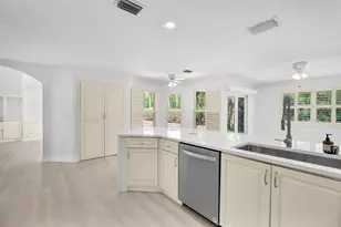 1343 Lake Breeze Dr, Wellington, FL 33414 - Photo 5