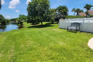 27 Vista Del Rio, Boynton Beach, FL 33426 - Photo 39