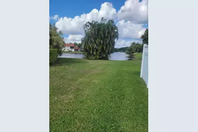27 Vista Del Rio, Boynton Beach, FL 33426 - Photo 37