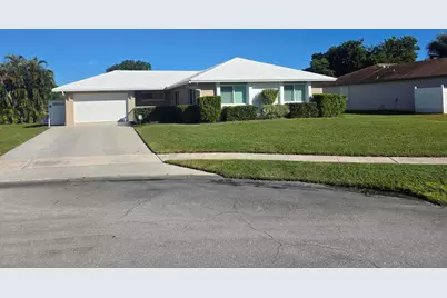 27 Vista Del Rio, Boynton Beach, FL 33426 - Photo 1