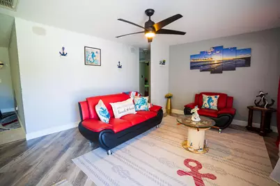 4386 Bamboo Drive, Palm Beach Gardens, FL 33410 - Photo 3