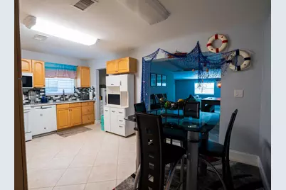 4386 Bamboo Drive, Palm Beach Gardens, FL 33410 - Photo 13