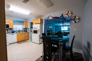 4386 Bamboo Dr, Palm Beach Gardens, FL 33410 - Photo 13
