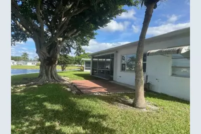 5195 Nicholas Drive, West Palm Beach, FL 33417 - Photo 5