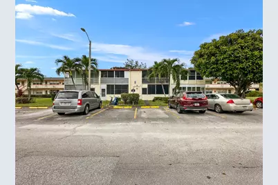 47 Camden B, West Palm Beach, FL 33417 - Photo 3