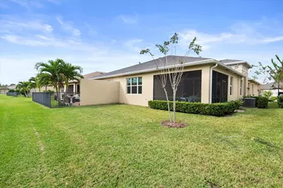 12842 SW Lake Fern Circle, Port Saint Lucie, FL 34987 - Photo 19
