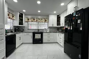 521 Sandpiper Circle, Delray Beach, FL 33445 - Photo 21