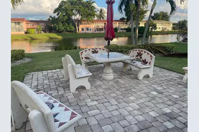 138 Dorchester H, West Palm Beach, FL 33417 - Photo 9