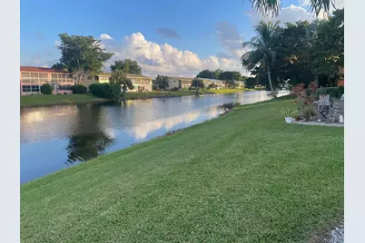 138 Dorchester H, West Palm Beach, FL 33417 - Photo 13