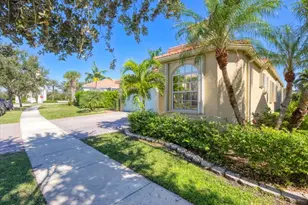 11098 SW Wyndham Way, Port Saint Lucie, FL 34987 - Photo 7