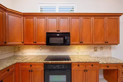 11098 SW Wyndham Way, Port Saint Lucie, FL 34987 - Photo 21