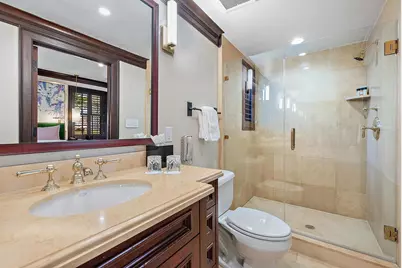 301 Australian Avenue #305, Palm Beach, FL 33480 - Photo 9