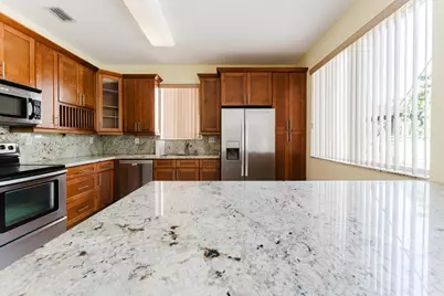 4015 Banyan Trails Drive, Pompano Beach, FL 33073 - Photo 11