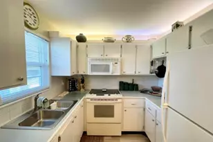 2600 SE Ocean Blvd, Stuart, FL 34996 - Photo 9