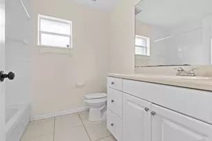 981 SW McCracken Ave Ave, Port Saint Lucie, FL 34953 - Photo 17