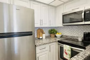 7106 Golf Colony Ct, Lake Worth, FL 33467 - Photo 3