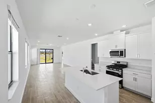 10660 NW Wilgrove Lane, Port Saint Lucie, FL 34987 - Photo 7