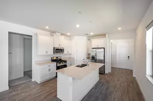 10660 NW Wilgrove Lane, Port Saint Lucie, FL 34987 - Photo 5