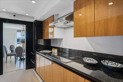 100 Sunrise Avenue #520/521, Palm Beach, FL 33480 - Photo 11