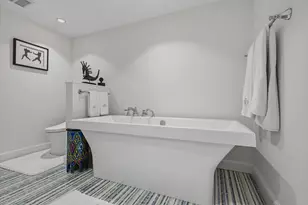 100 Sunrise Ave, Palm Beach, FL 33480 - Photo 17