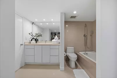 100 Sunrise Avenue #520/521, Palm Beach, FL 33480 - Photo 27