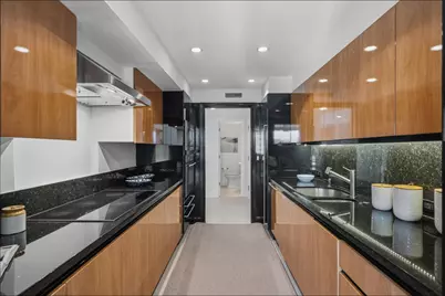 100 Sunrise Avenue #520/521, Palm Beach, FL 33480 - Photo 9