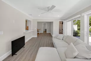 135 SE 28th Ct, Boynton Beach, FL 33435 - Photo 25