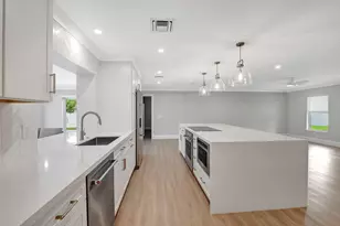 135 SE 28th Ct, Boynton Beach, FL 33435 - Photo 21