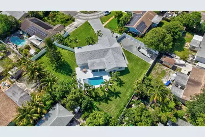 135 SE 28th Court, Boynton Beach, FL 33435 - Photo 79