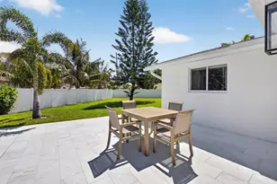 135 SE 28th Ct, Boynton Beach, FL 33435 - Photo 43