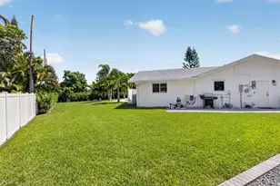 135 SE 28th Ct, Boynton Beach, FL 33435 - Photo 59