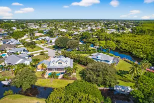 802 SE Portage Ave, Port Saint Lucie, FL 34984 - Photo 7