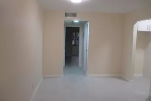 31 Canterbury B, West Palm Beach, FL 33417 - Photo 15