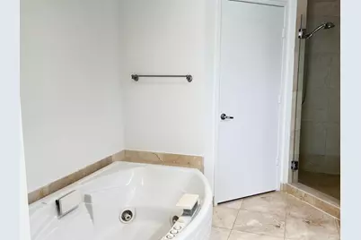 16275 Collins Avenue #1004, Sunny Isles Beach, FL 33160 - Photo 17