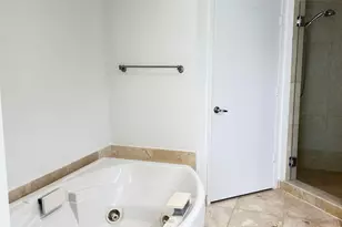 16275 Collins Ave, Sunny Isles Beach, FL 33160 - Photo 17