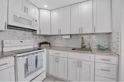 118 Monaco C, Delray Beach, FL 33446 - Photo 7