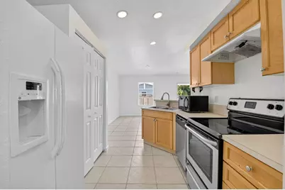 1430 Red Apple Lane, West Palm Beach, FL 33415 - Photo 19