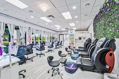 [Address not provided], West Palm Beach, FL 33415 - Photo 5