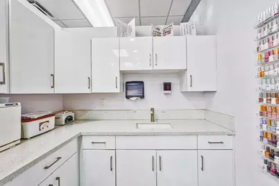 [Address not provided], West Palm Beach, FL 33415 - Photo 9