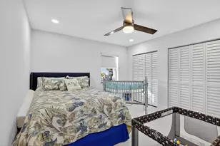 7598 W Country Club Blvd, Boca Raton, FL 33487 - Photo 7