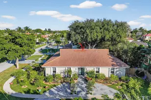 7598 W Country Club Blvd, Boca Raton, FL 33487 - Photo 29
