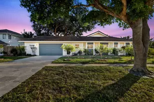 7598 W Country Club Blvd, Boca Raton, FL 33487 - Photo 17