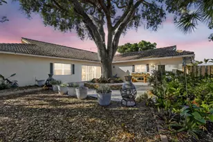 7598 W Country Club Blvd, Boca Raton, FL 33487 - Photo 15