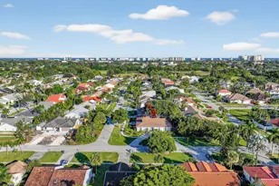 7598 W Country Club Blvd, Boca Raton, FL 33487 - Photo 39