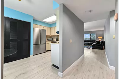 7286 Huntington Lane #402, Delray Beach, FL 33446 - Photo 5